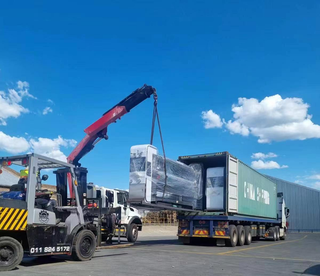 PinShang Box Maker Unloading in Africa